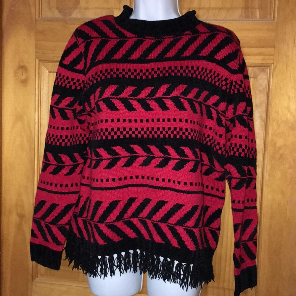NWOT Vintage 1980’s fringed Sweater